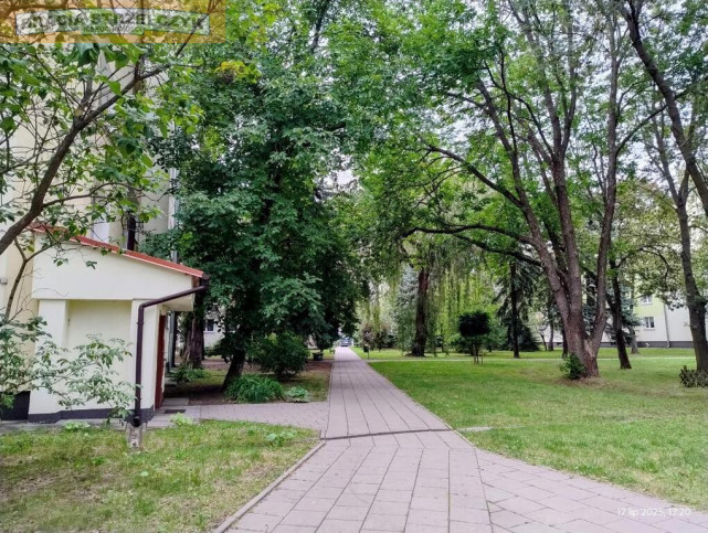 Mieszkanie Sprzedaż  Włochy 1 Sierpnia 13